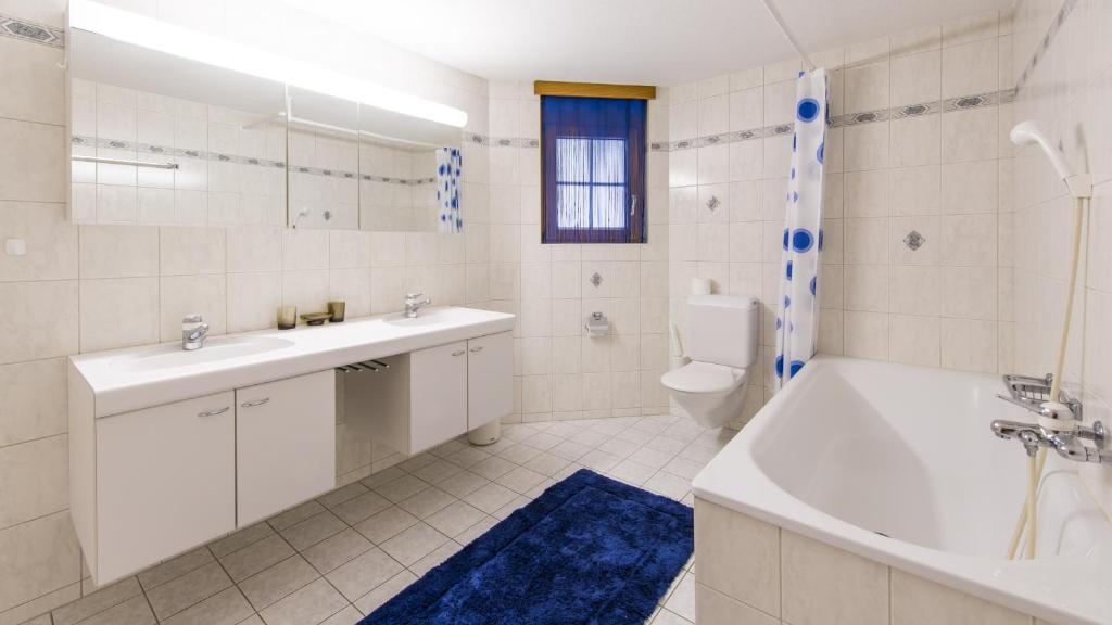 Haus Evita Saas-Grund Chambre photo
