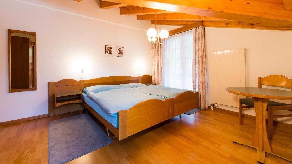 Haus Evita Saas-Grund Chambre photo